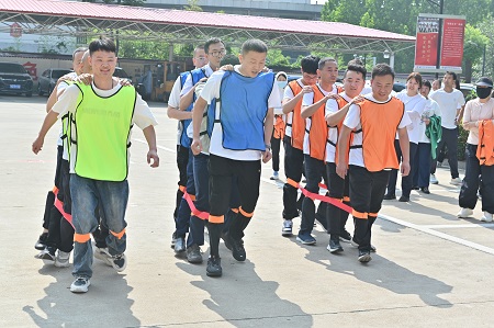 1749803476498.jpg 驻马店分公司举行“悦动精彩 活力飞扬”职工趣味运动会1.jpg